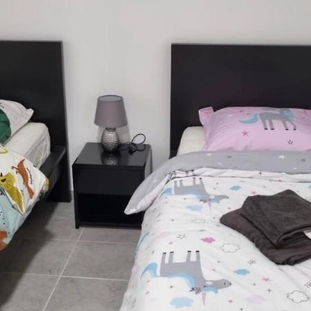 R1/Logement Proche De Paris - Villiers Le Bel Luaran gambar